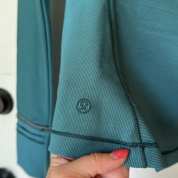 Lululemon Two-Tone Ribbed Running Half Zip teal size 4 - Picture 7 of 7
